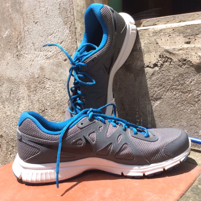 Giày Nike Running Revolution 2 size 43 (27.5cm)