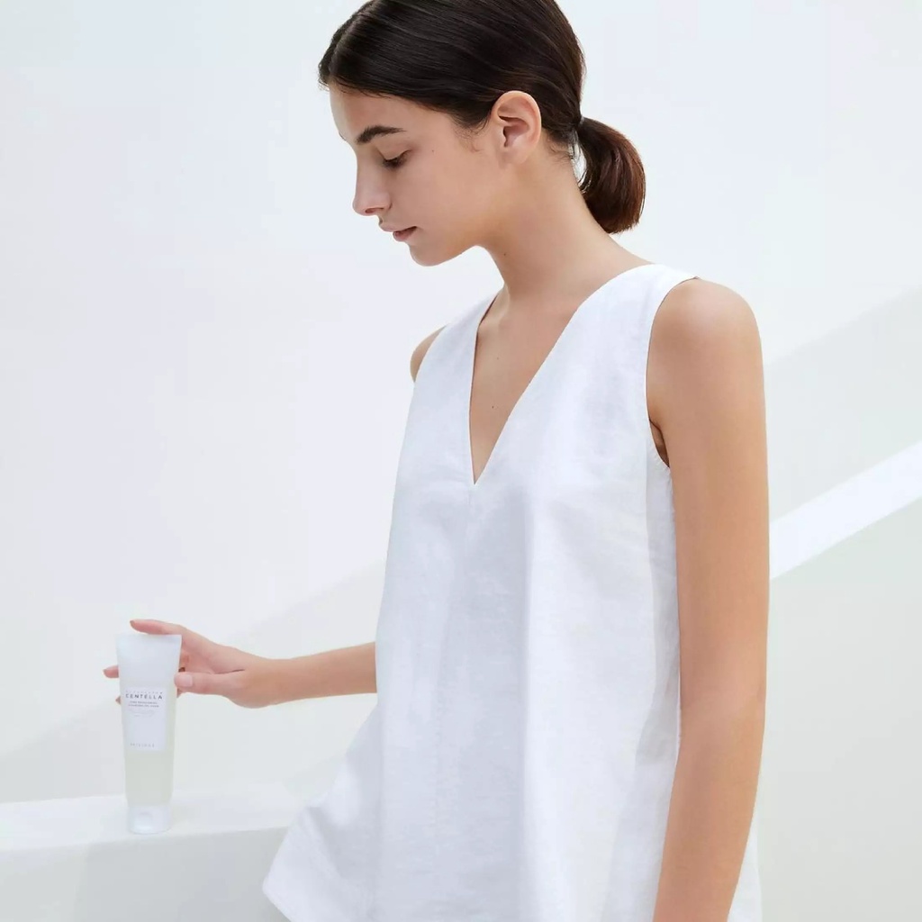 Sữa Rửa Mặt Madagascar Centella Tone Brightening Cleansing Gel Foam 125ml Dạng Gel