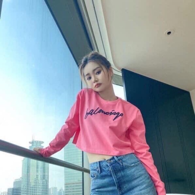 Áo Crop BLC Hồng,giá 90k,quá rẻ so với chất lượng khách nhé,không rinh em ý về nhà thì quả là đáng tiếc lắm luôn đó ak❤️