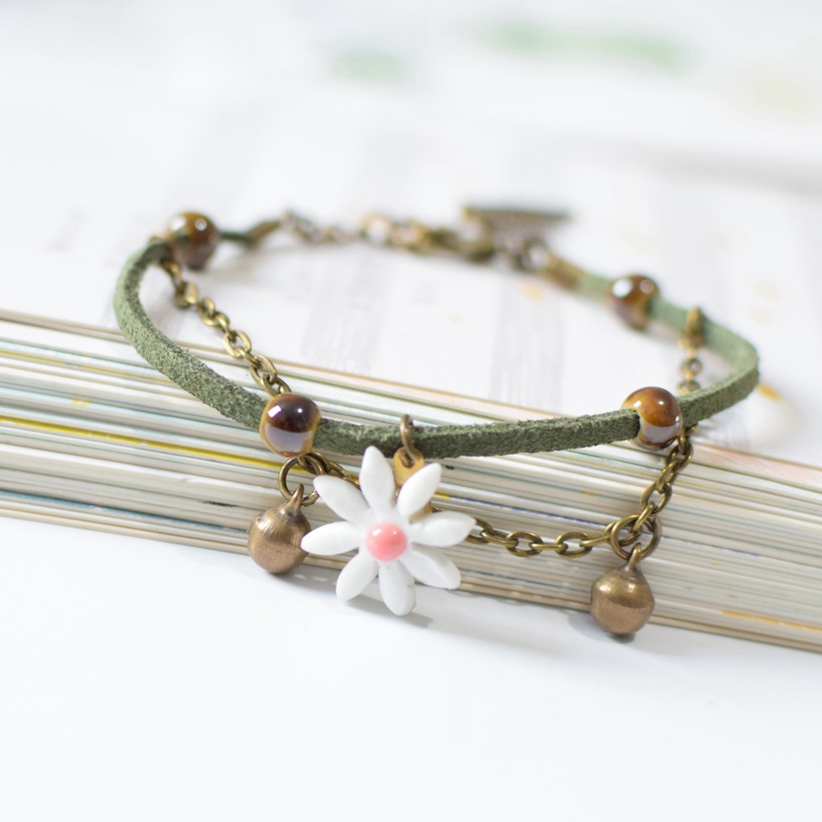 Vòng tay mặt hình hoa cúc thời trang cho nữ