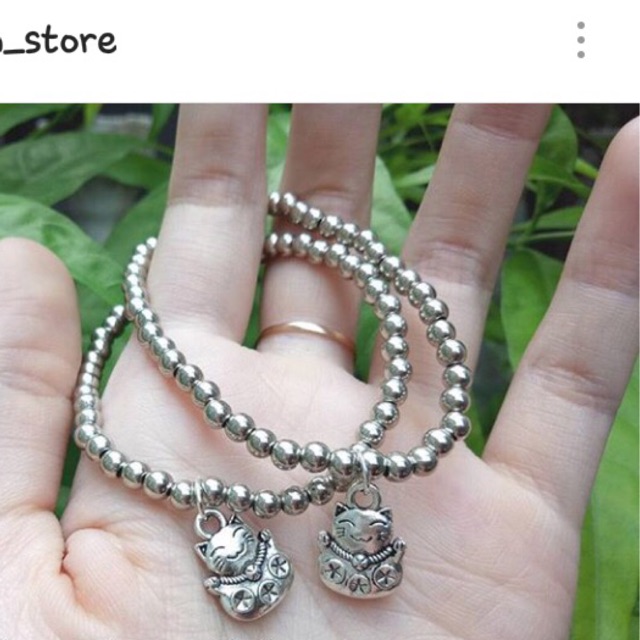 Cặp vòng tay mèo may mắn