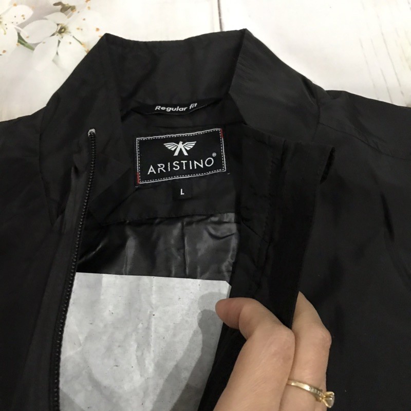 Áo khoác gió hai lớp ARISTINO chống nước, cản gió ajk001w7 còn L | BigBuy360 - bigbuy360.vn