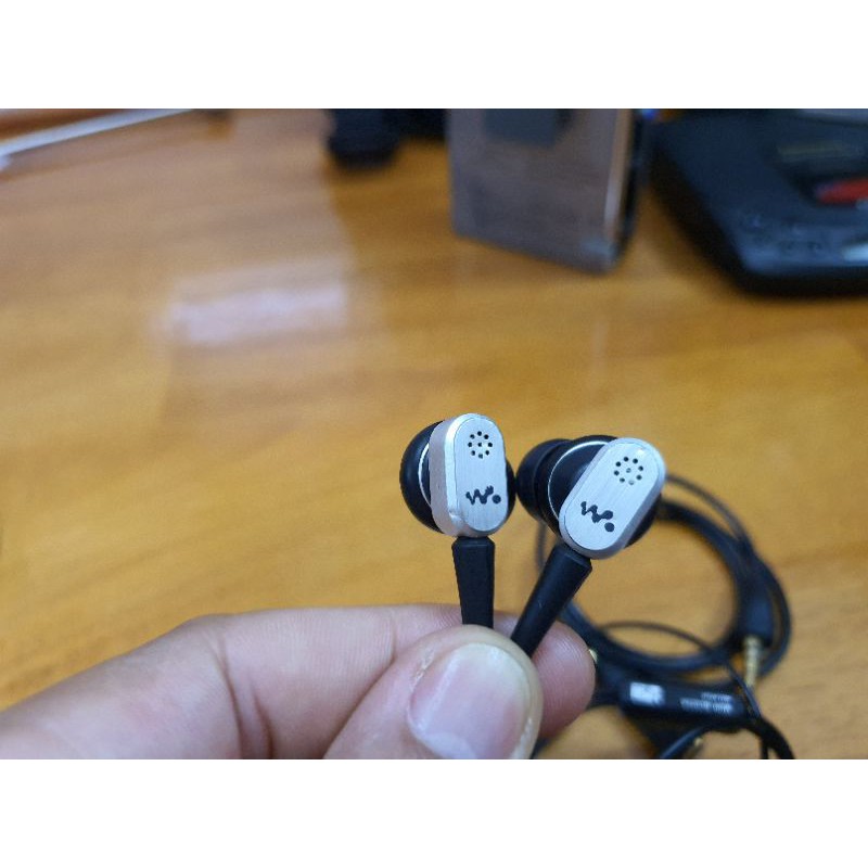 Tai nghe Sony MDR-NC20 chống ồn & dây nối dài