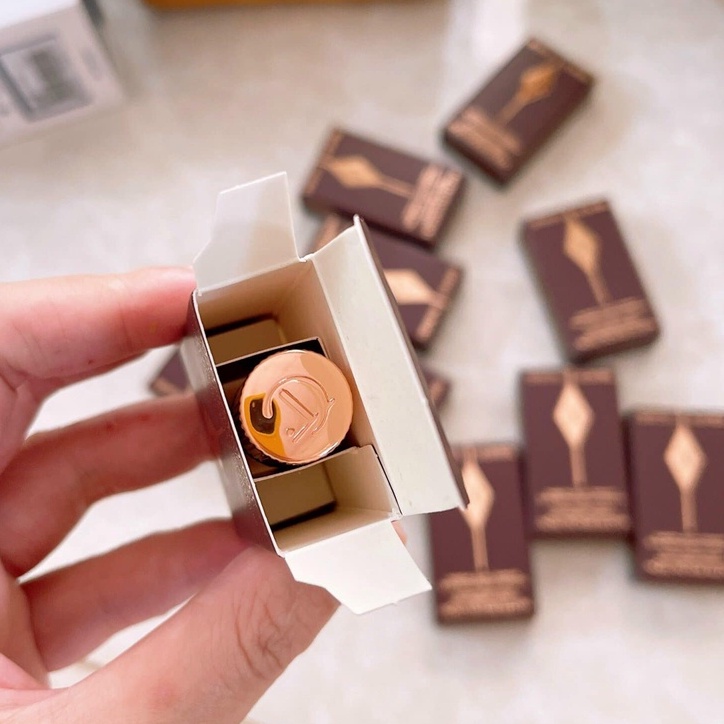 Son Charlotte Tilbury CT Mini Walk Of Shame 1.1g Fullbox | BigBuy360 - bigbuy360.vn