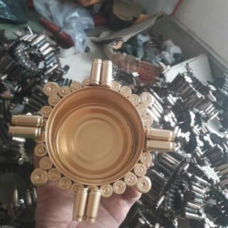 Gạt tàn thuốc Handmade từ vỏ đạn