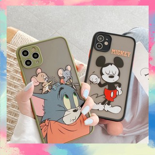 Ốp lưng iphone nhám viền dẻo chống sock, va đập bảo vệ camera tom x mickey - h055