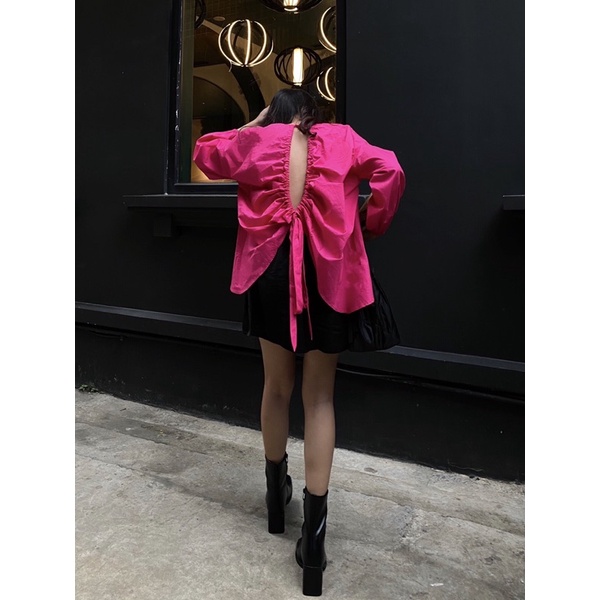 Áo trendy buộc nơ phía sau | BigBuy360 - bigbuy360.vn