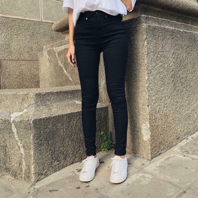 Quần skinny đen
