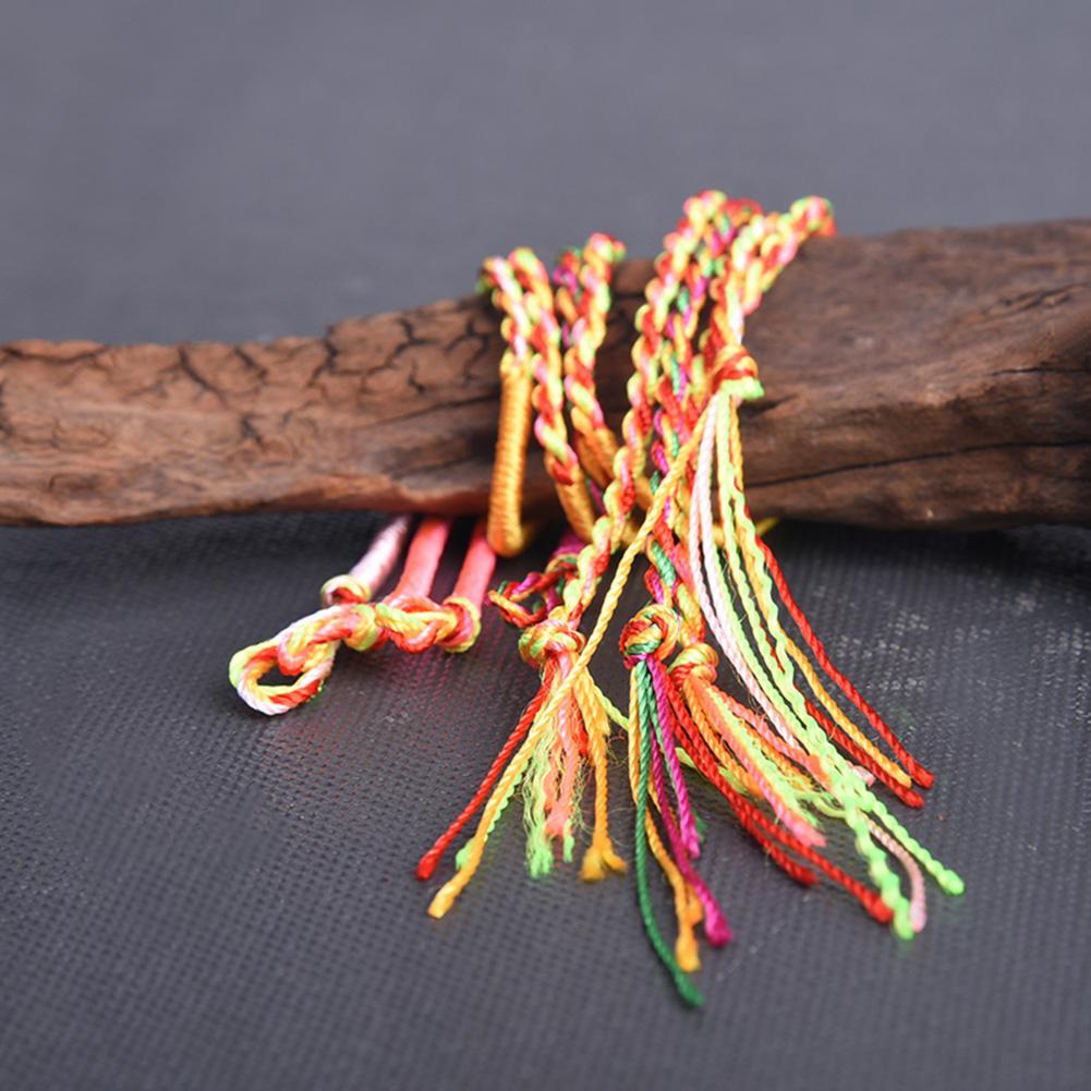 Vòng Tay Thắt Dây Bện Nhiều Màu | BigBuy360 - bigbuy360.vn