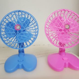 Quạt làm mát mini 3 cánh cho bé
