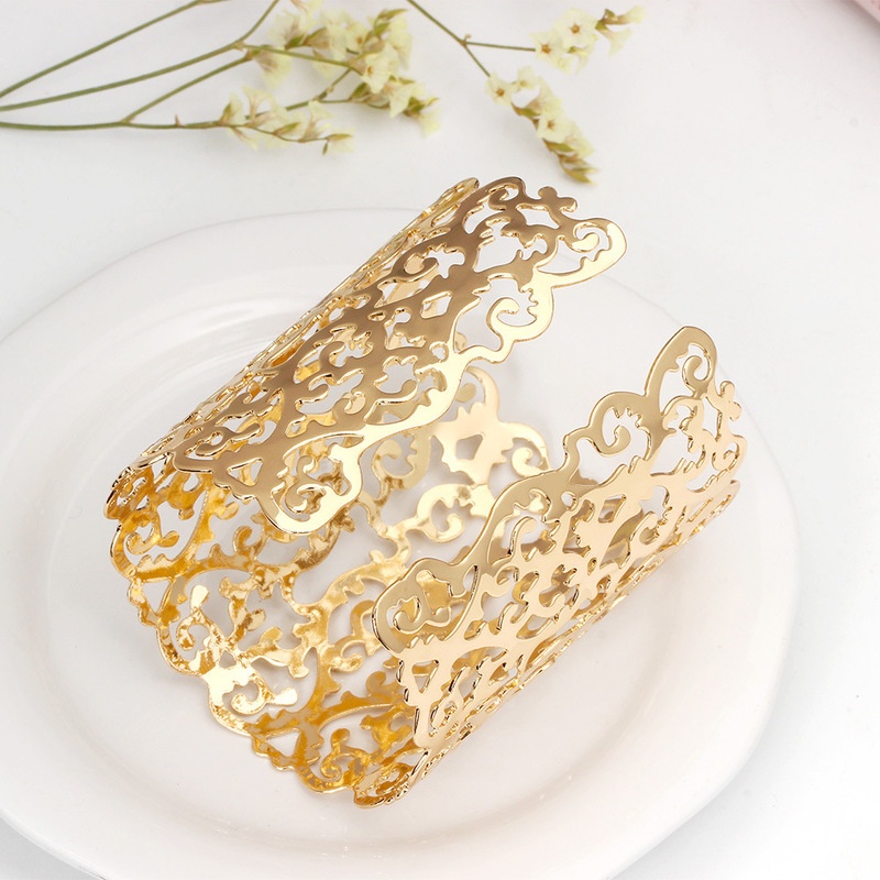 1 Vòng Tay Họa Tiết Hoa Rỗng Cho Nữ