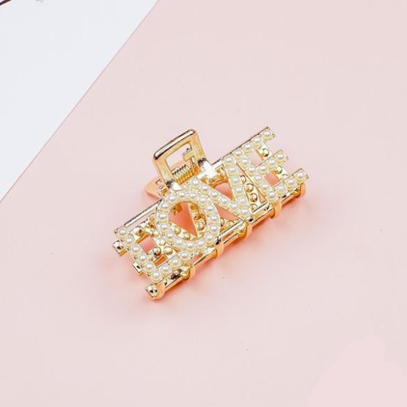 [Hàng Xịn, Giá Tốt] Kẹp Càng Cua Đính Hạt Nhân Tạo Phong Cách Hàn Quốc Họa Tiết Chữ - Mã KT005