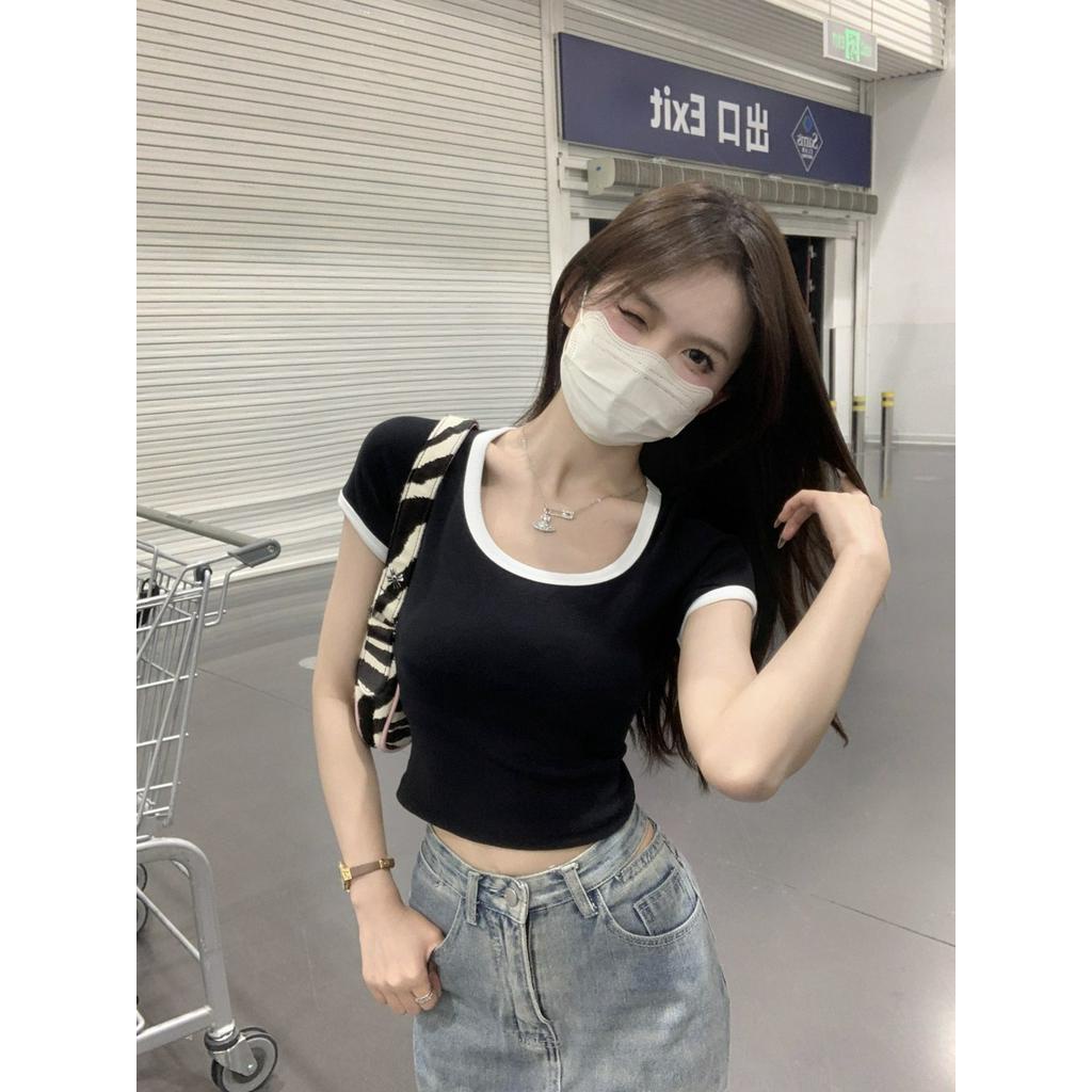 Áo Thun Ngắn Tay Cổ Vuông Dáng Ôm Màu Sắc Tương Phản Thời Trang 62209