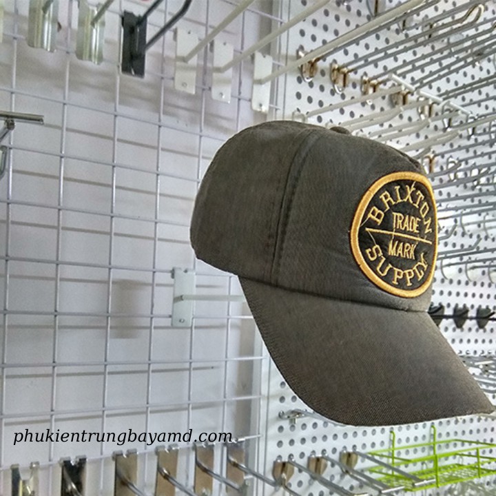 Móc treo nón cài khung lưới dành cho shop