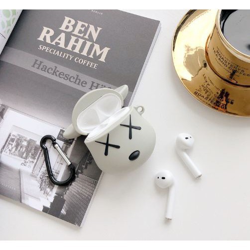 Case Silicon  Vỏ bao Airpods 2 AirPod 1 đựng tai nghe không dây i11 i12 i18 ... tặng kèm móc đeo