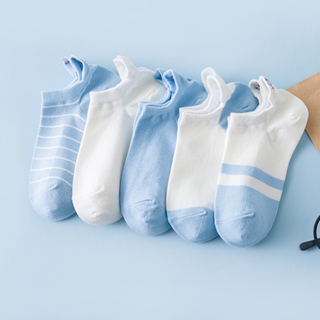 Tất vớ Doraemon hình Mon ở sau gót