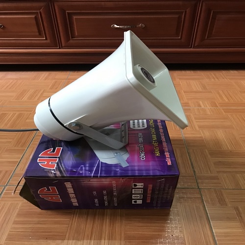Loa phóng thanh 15W công ty HC xuất xứ Việt Nam hàng chuẩn