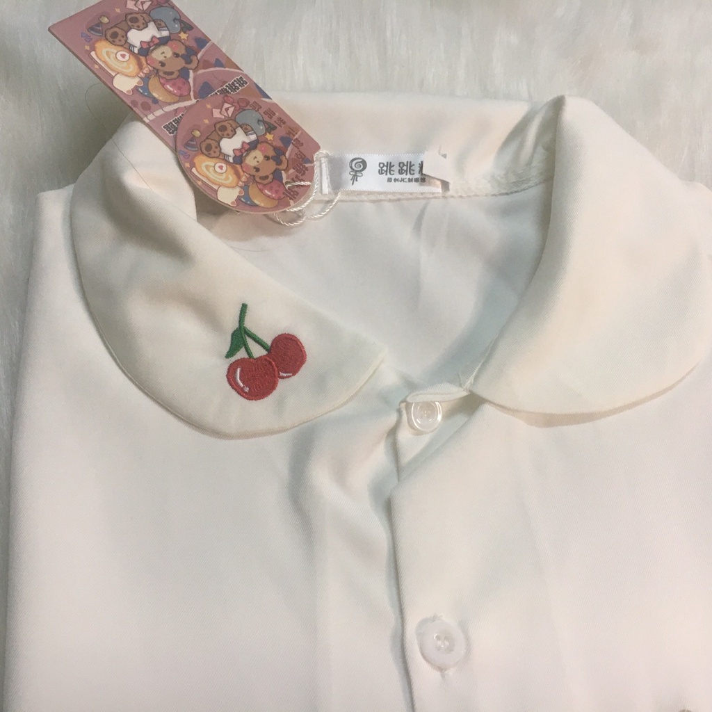 ÁO BLOUSE CHÍNH HÃNG MẶC VỚI JK
