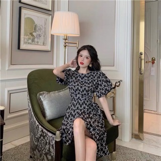 Váy hoạ tiết chân đuôi cá