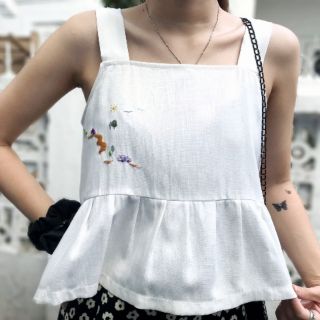 Áo 2 dây họa tiết thêu tay