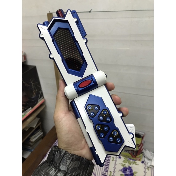 Đồ chơi siêu nhân CSM IxaRiser Kamen Rider Ixa Kamen rider Kiva