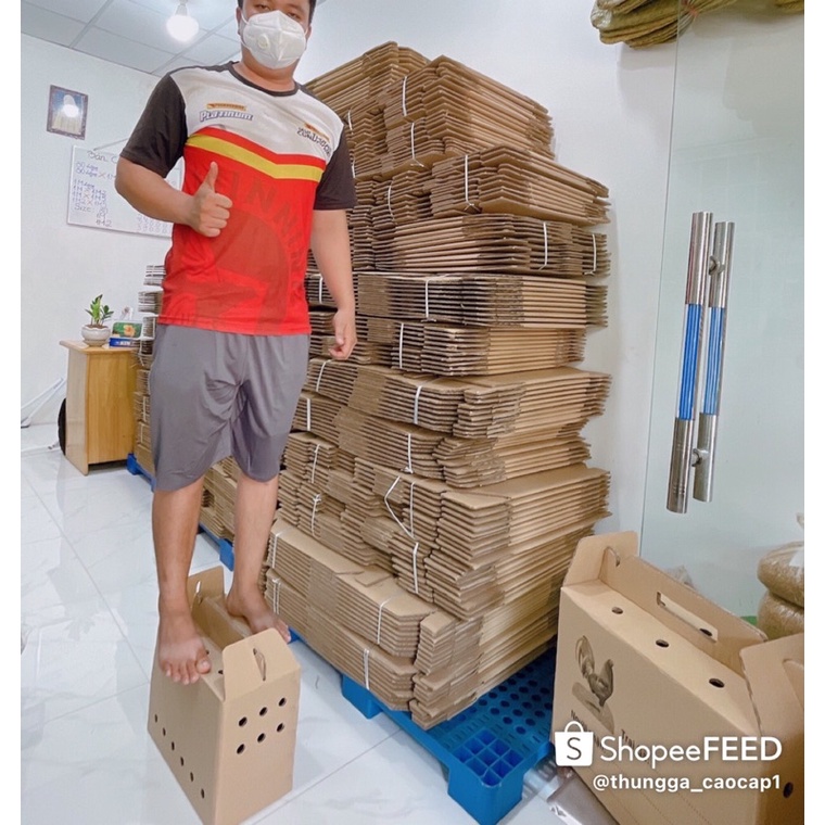 Combo 5 Thùng Gà Tre giấy Carton 5 lớp. Thoáng khí, cung cấp đủ Oxi cho gà khi di chuyển xa được thoải mái.