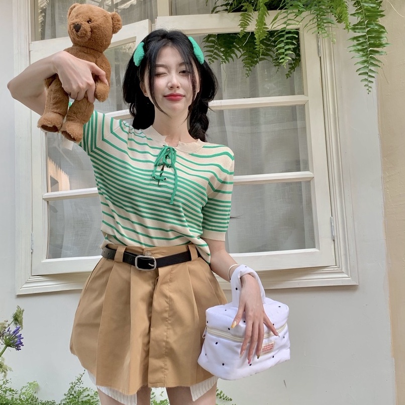 【ZHELIHANGFEI】Áo Thun Tay Ngắn Hoạ Tiết Kẻ Sọc Thiết Kế Cột Dây Quyến Rũ Hợp Thời Trang