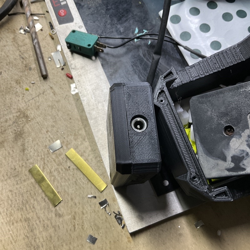 Nsv sạc makita 12v max 3d adapter