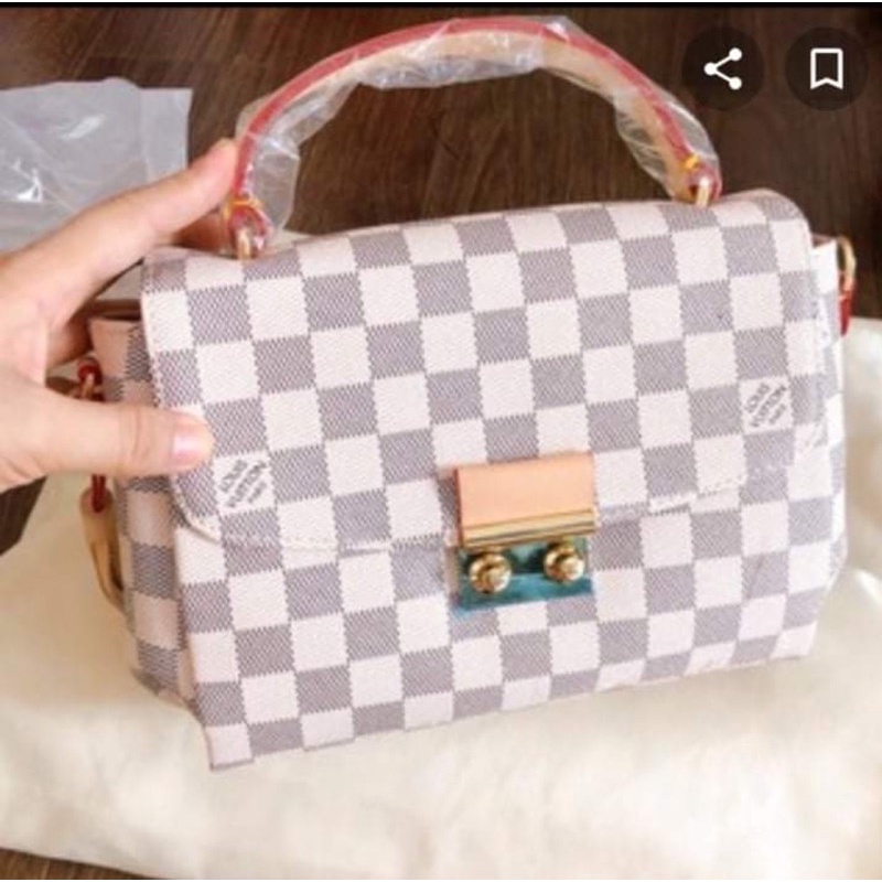 túi sach Louis Vuitton