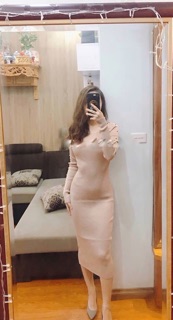 Váy len cổ thuyền đính hạt tay