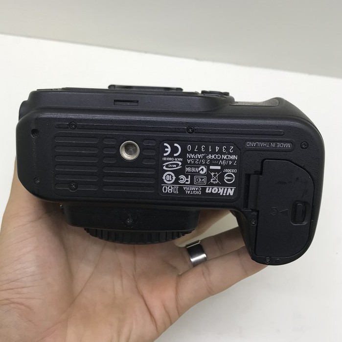 Bộ máy ảnh nikon D80 ống kính 35-70 mới 98%