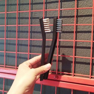 Cọ Vệ Sinh Lóc Máy Xe - Bàn Chải Vệ Sinh Lóc Máy Xe - Cọ Kẽm cán nhựa