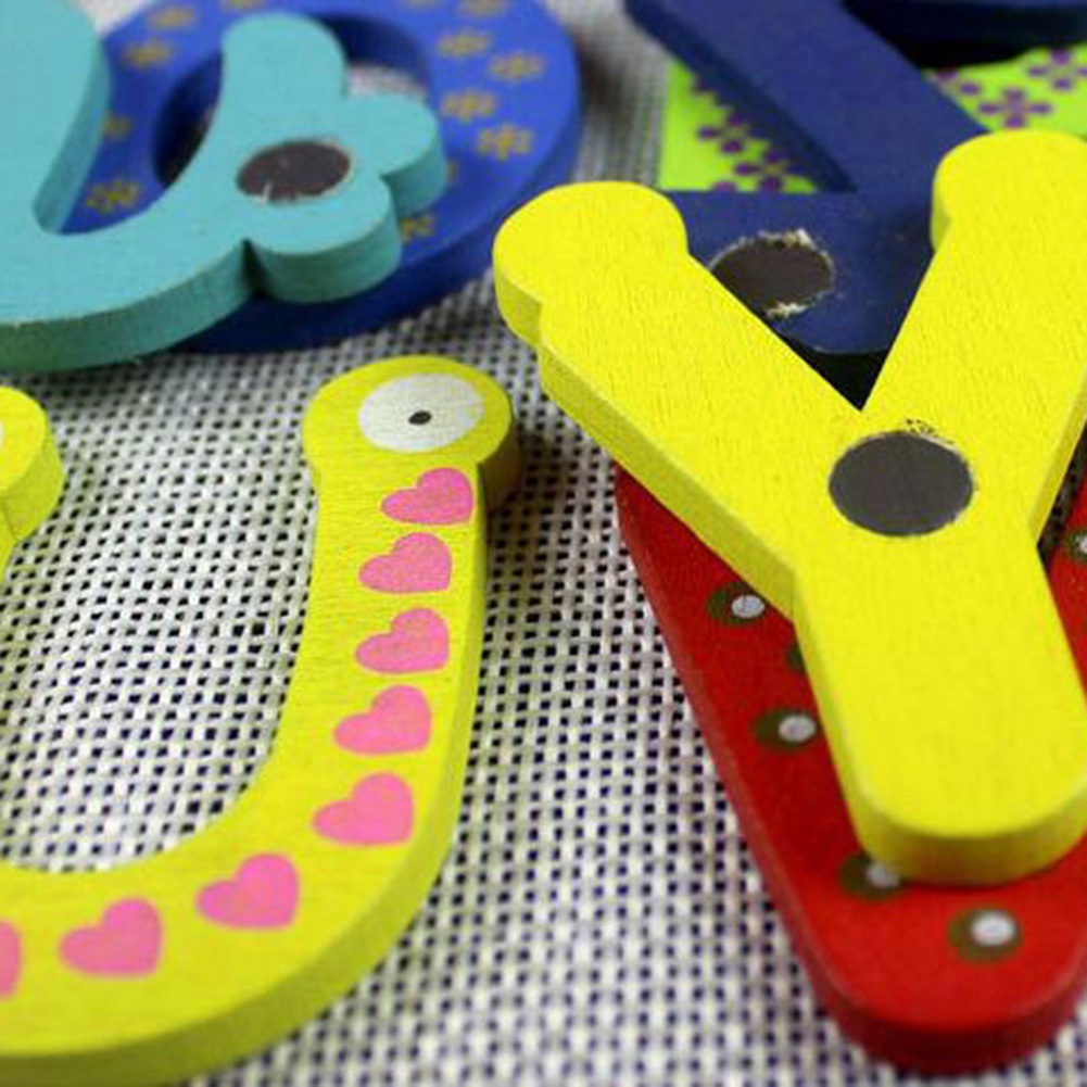 Bộ 26 Chữ Cái Mini Có Nam Châm Hít Dùng Để Trang Trí Tủ Lạnh