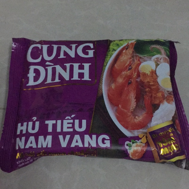 Cung đình hủ tiếu nam vang