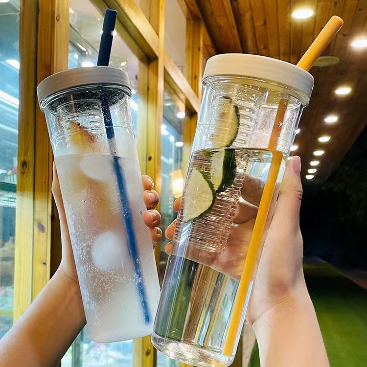 Bình Đựng Nước 700ml Kèm Ống Hút Sức Chứa Lớn Dùng Cho Các Hoạt Động Ngoài Trời