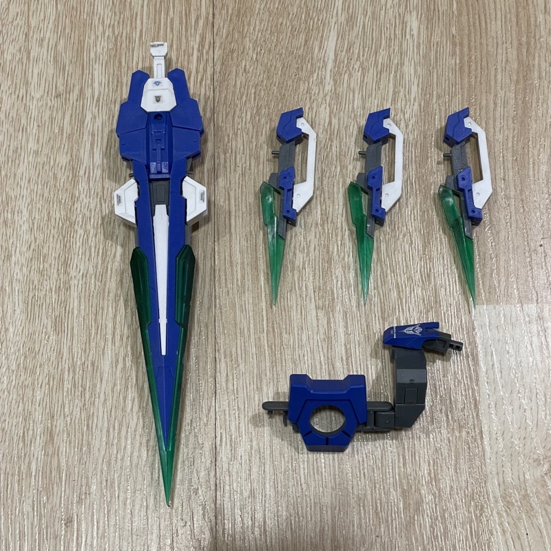 Phụ kiện vũ khí mg 1/100 GN Sword IV bootleg cho gundam 00 Qant  [2nd - Vui lòng đọc kỹ mô tả]