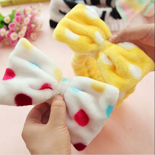 Nơ cài đầu chấm bi