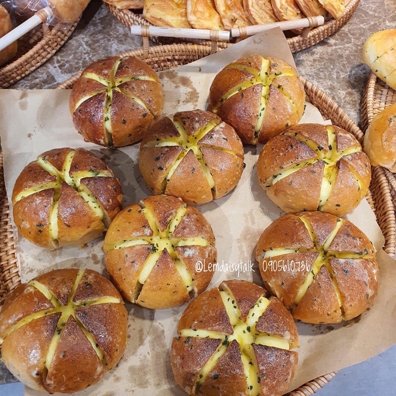 Bánh mì bơ tỏi phô mai siêu ngon