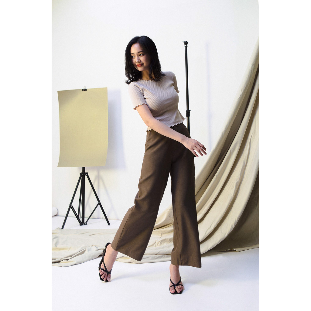 Quần dài ống suông vải cotton màu nâu | BigBuy360 - bigbuy360.vn