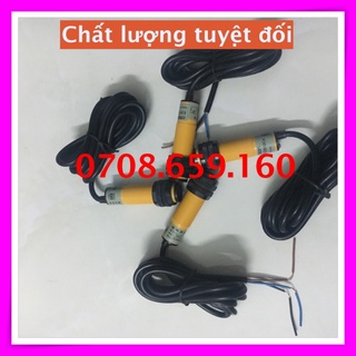 Cảm biến quang Omron E3F-DS10C4