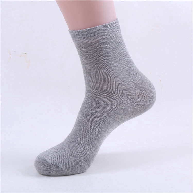 Tất Nam Màu Trơn Chất Liệu Cotton Polyester Màu Sắc