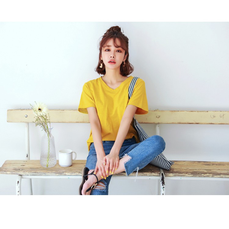 Áo thun cổ tim nữ đủ màu vải dày đẹp a04
