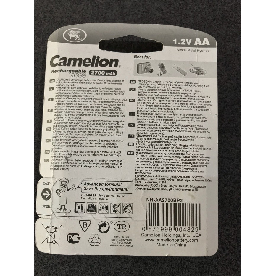 Bộ sạc nhanh có màn hình Camelion BC-1012 kèm 2 pin sạc AA2700mAh