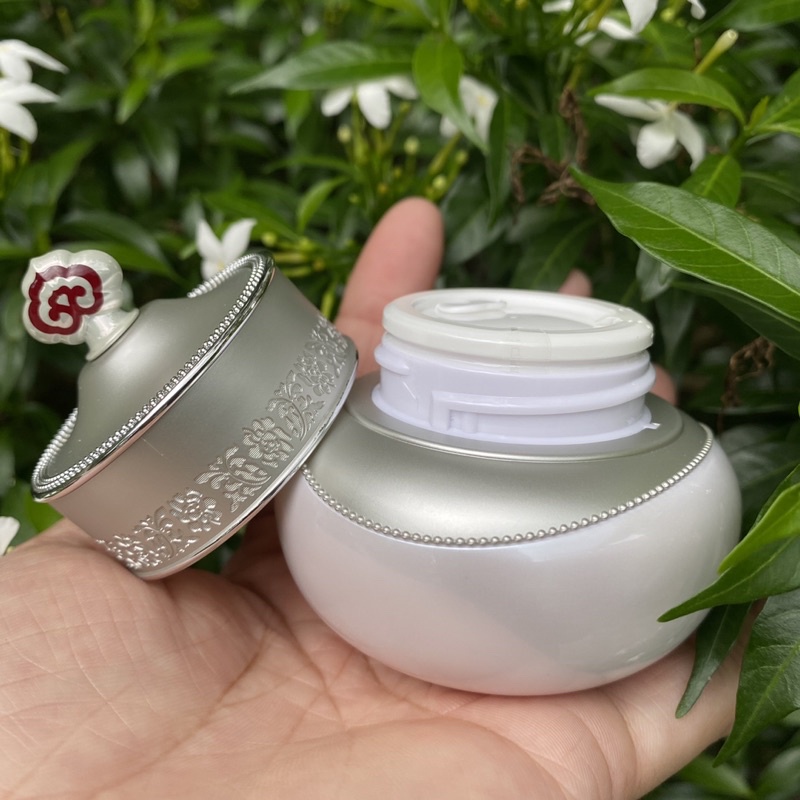 Cao nám trắng da giảm sạm nám Whoo Gongjinhyang Seol Radiant White 20ml - Chính hãng nội địa Hàn Quốc
