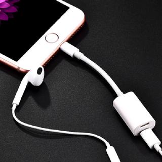 Cáp chia cổng Lightning 1 ra 2 cho Iphone 7, 7 Plus, 8, 8 Plus, X