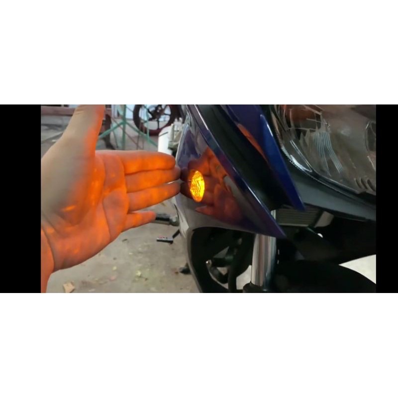 Xi nhan led kiểu con bọ gắn Winner X, Vario và các loại xe máy