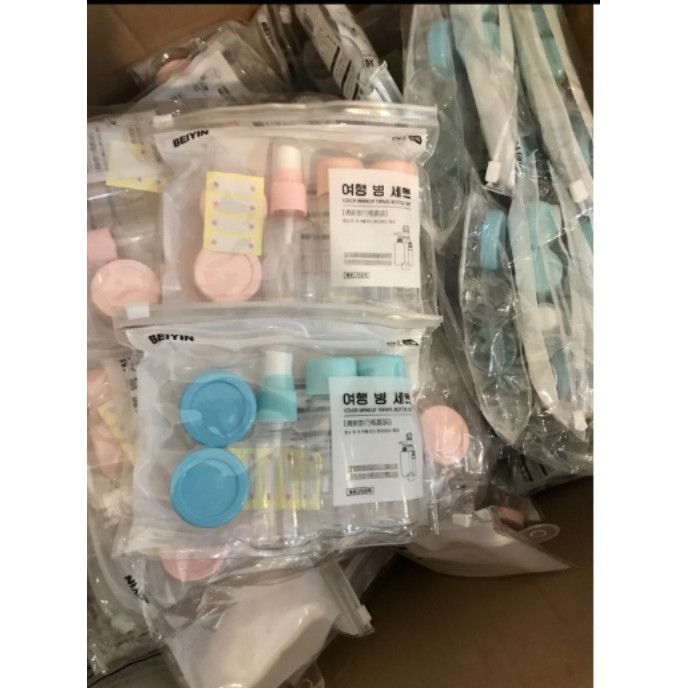 Sỉ 10 Bộ chiết mỹ phẩm 7 món tặng kèm túi zip siêu rẻ - tiện lợi đi du lịch