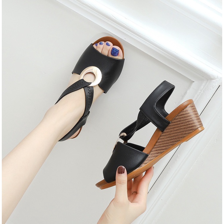 Giày sandal đế xuồng quai phối thun tiện lợi và thời trang, gót 5cm