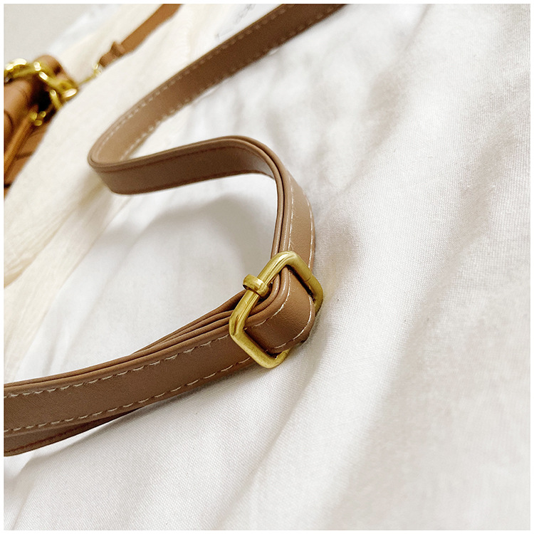 Túi xách dây xích thời trang hè 2020 cho nữ