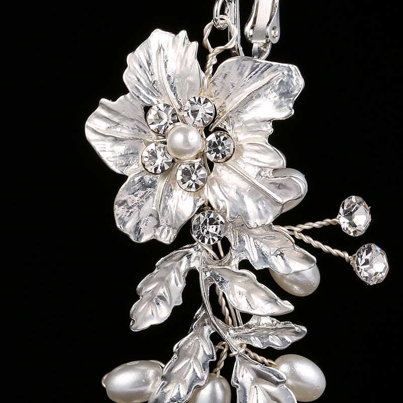 Khuyên Kẹp Vành Tai Hình Hoa Hồng Đính Đá Thời Trang Cho Cô Dâu